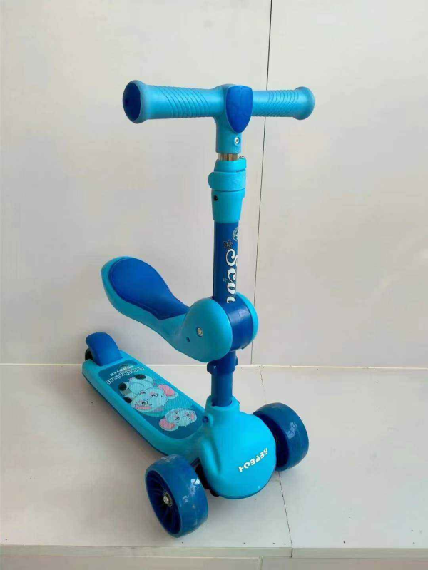 Patineta Scooter con Silla - Imagen 6